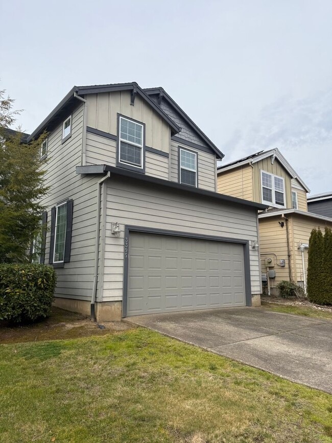 Photo - Beautiful Contemporary Home in Hillsboro