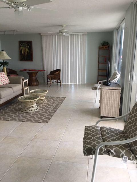 Building Photo - 130 Coco Plum Dr