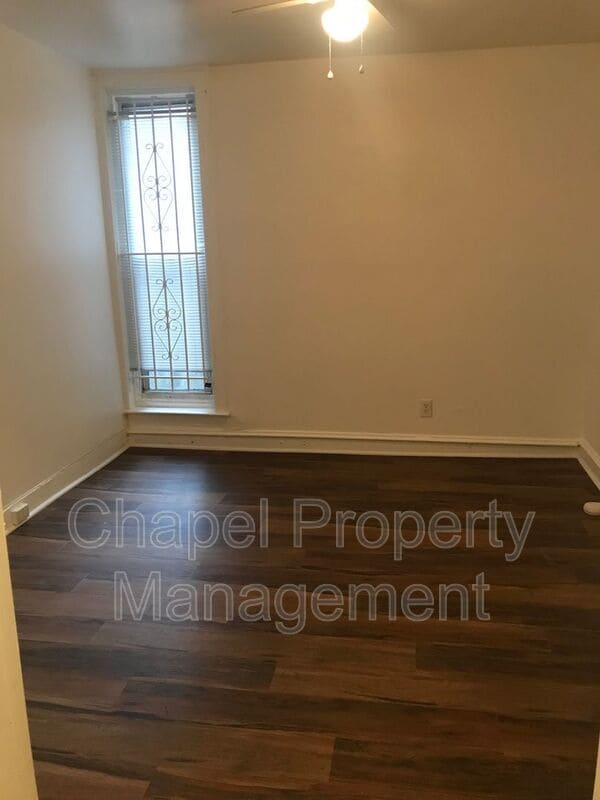 Foto del edificio - 5818 Willows Ave