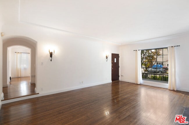 Building Photo - 6329 W 6th St