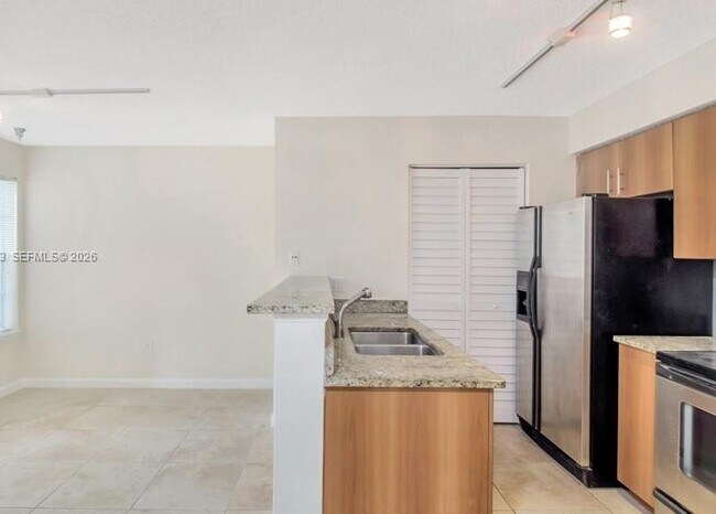 Foto del edificio - 1055 Crystal Way