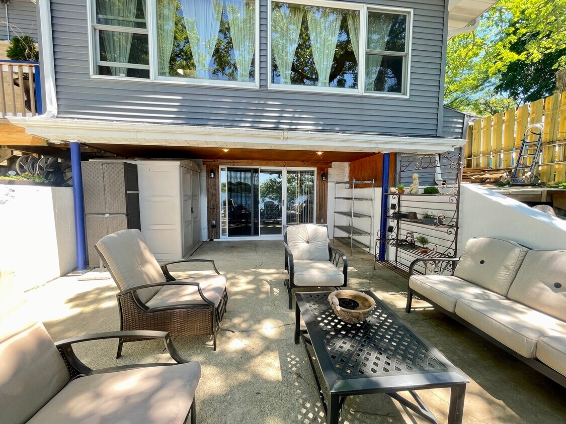 Foto principal - 33490 N Lake Shore Dr