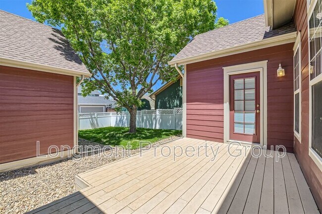 Building Photo - 5138 Mt St Vrain Ave
