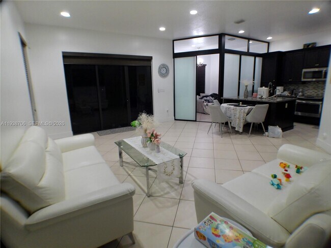 Foto del edificio - 3308 W 95th Terrace