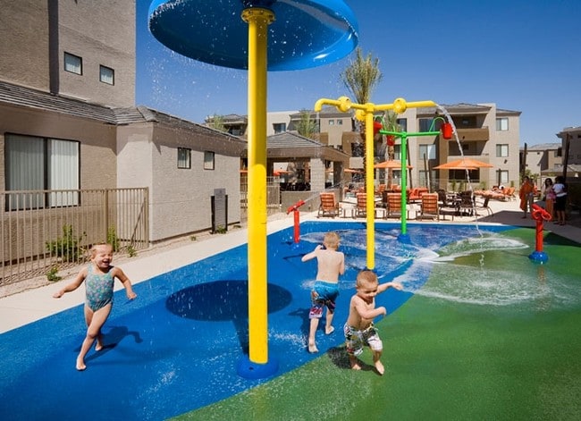 Building Photo - Avora