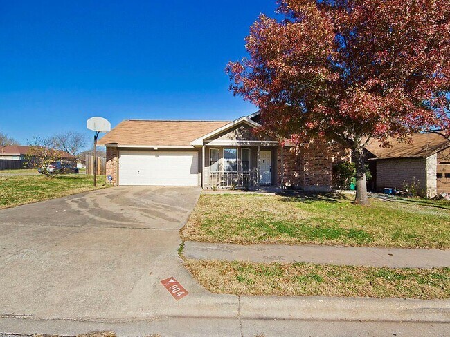 Building Photo - 904 Norwell Ln