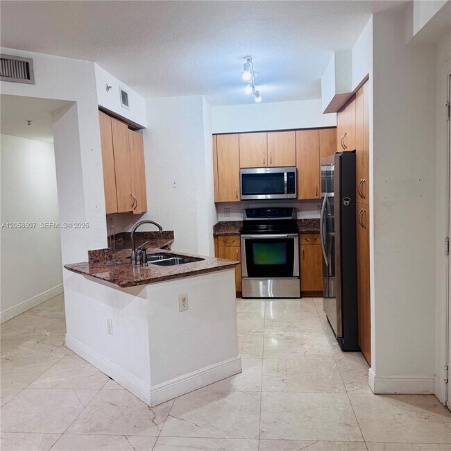 Foto del edificio - 1830 Radius Dr