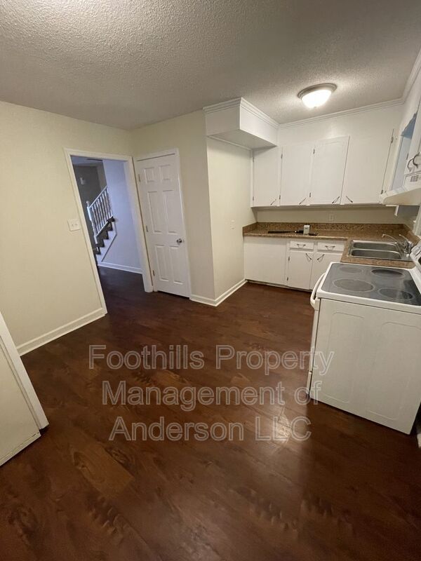 Building Photo - 1807 Edgewood Ave