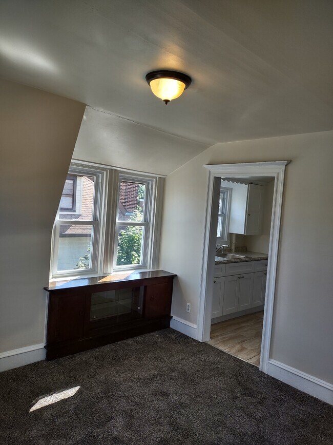 Foto del edificio - 207 S Easton Rd