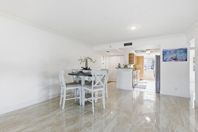 Foto del edificio - 1050 Sugar Sands Blvd