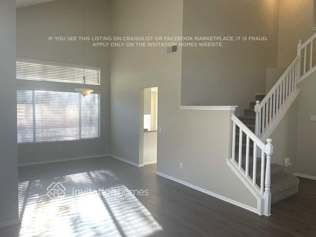 Building Photo - 2035 W Sunnyview Dr