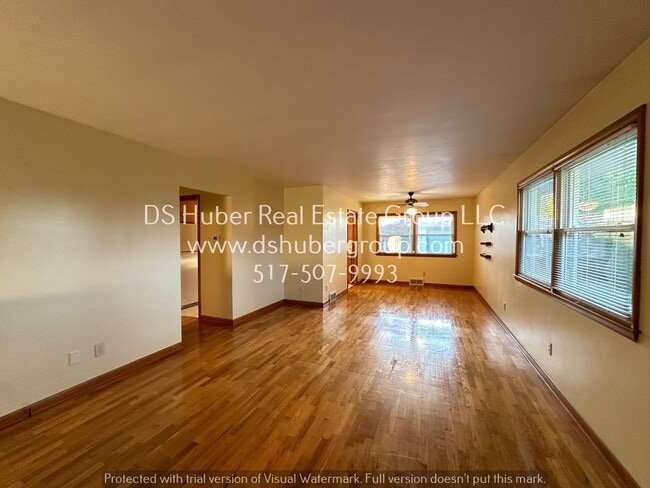 Foto del edificio - 1316 Ravenswood Dr