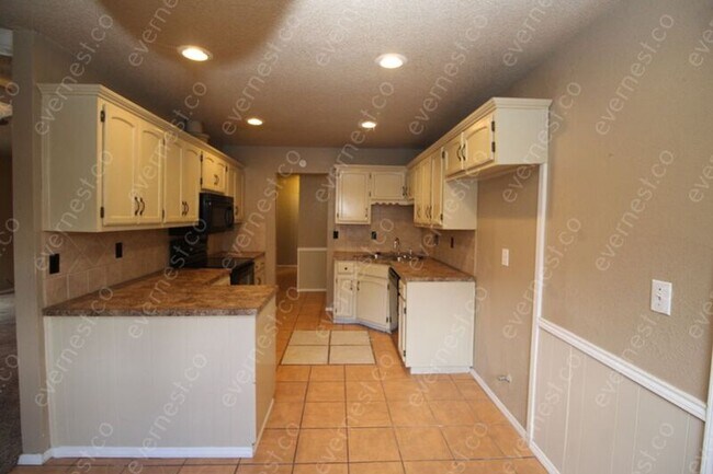 Foto del edificio - 3437 S 148th E Ave