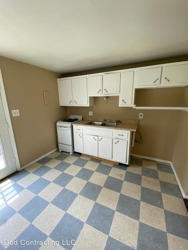 Building Photo - 2 br, 1 bath House - 1135 W Wildwood Ave.
