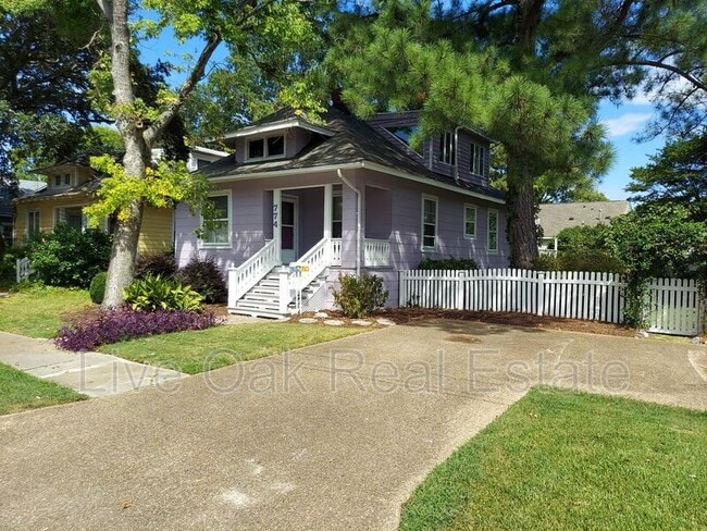 Photo - 774 W 51st Street House