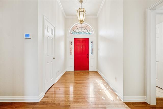 Foto del edificio - 1071 N Maple St