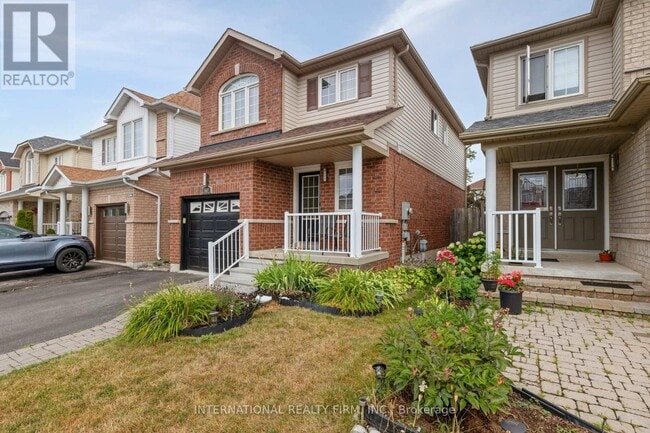 Building Photo - 560 Falconridge Dr