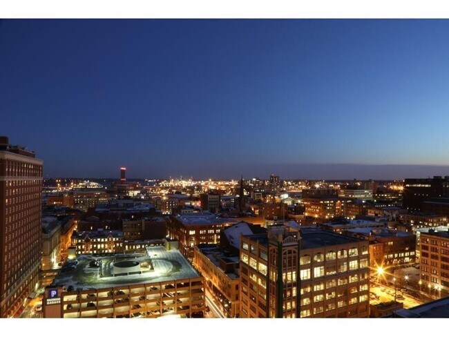 Foto del edificio - 1 W Exchange St