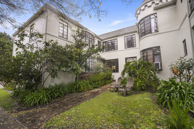 Building Photo - 4707 Finley Ave