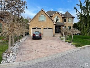 Building Photo - 1112 Hawthorne Ct