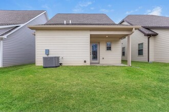 Building Photo - 212 Emmett Dr