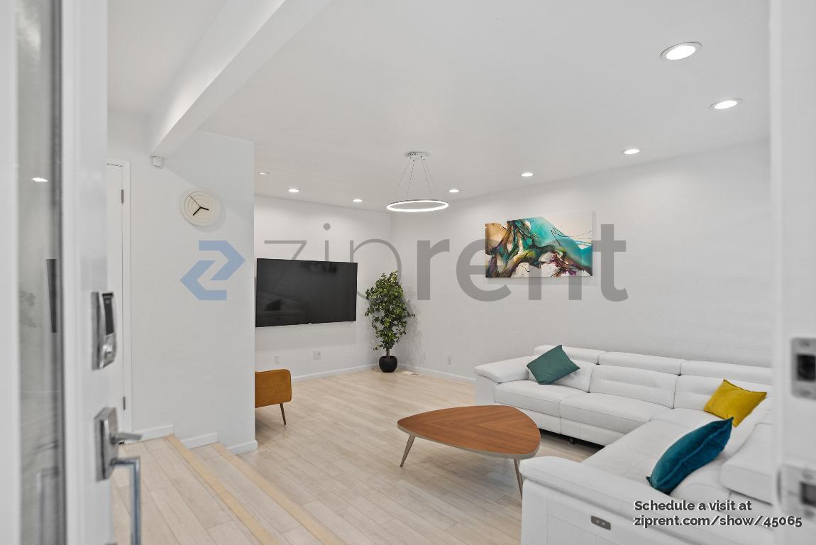 Foto principal - 2262 Sharon Rd