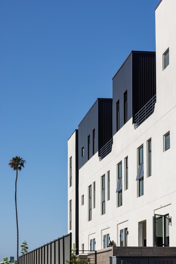 The Kalthom Building Apartments in Ventura, CA Westside Rentals