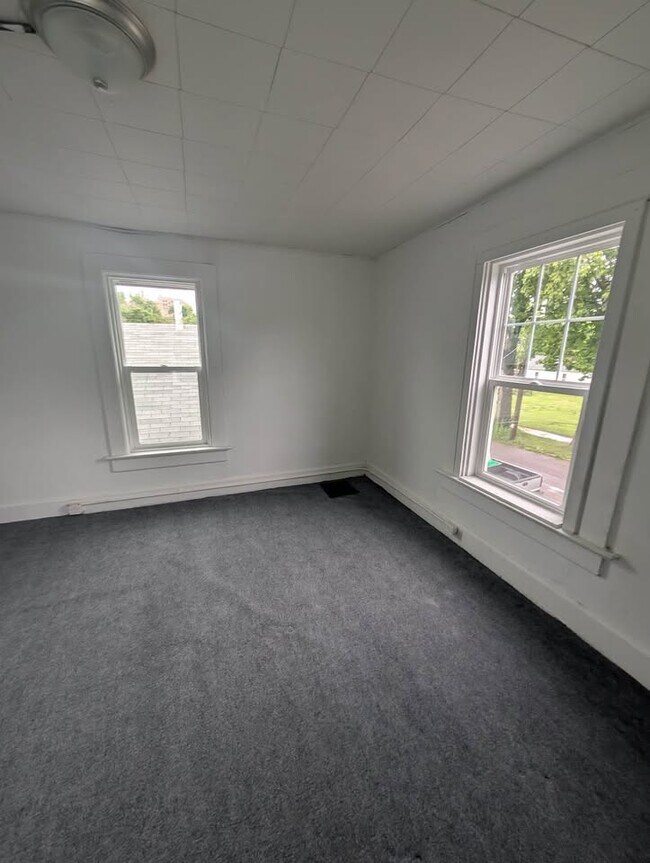 Foto del edificio - 613 Green St