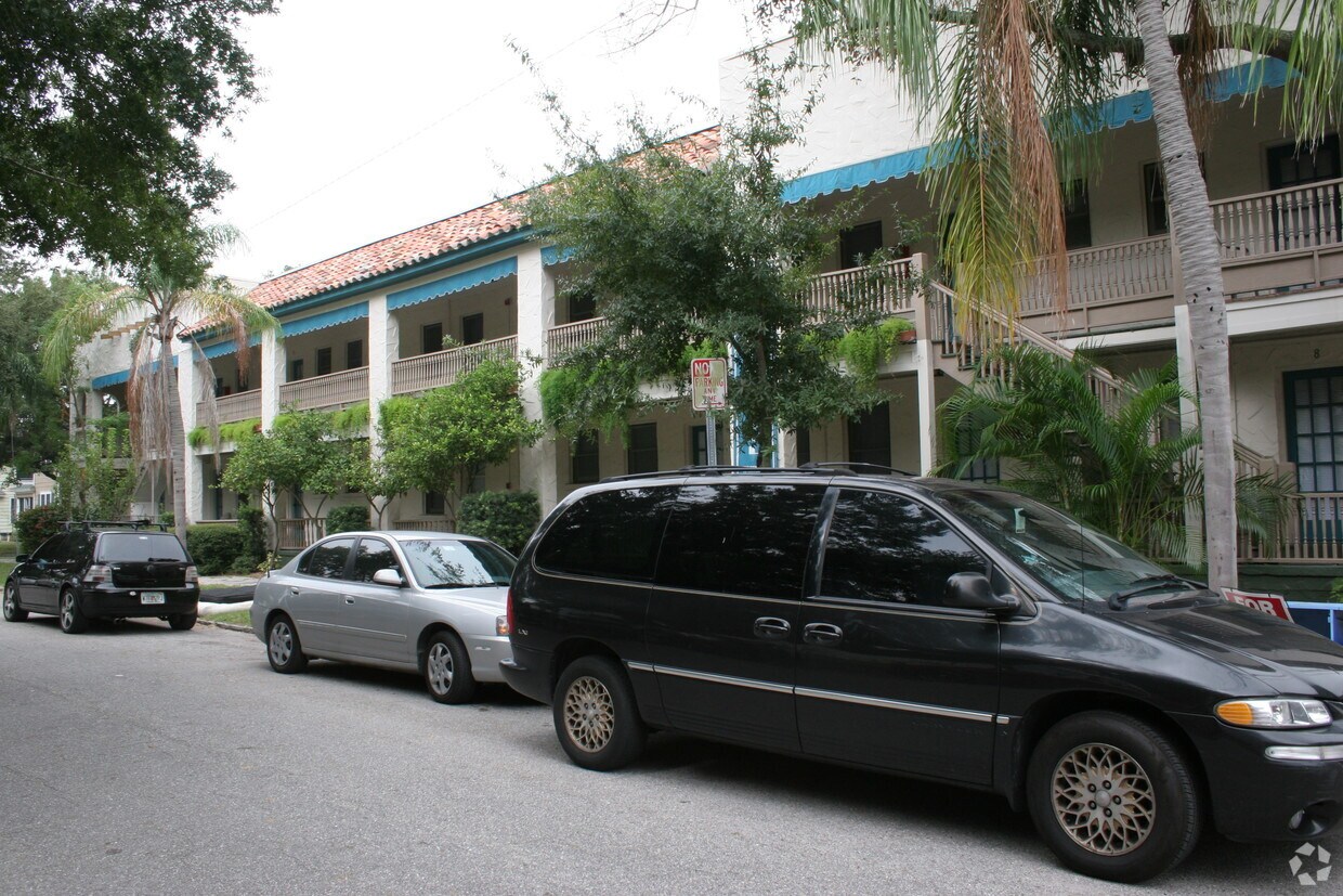 Foto principal - 1206 Oak St