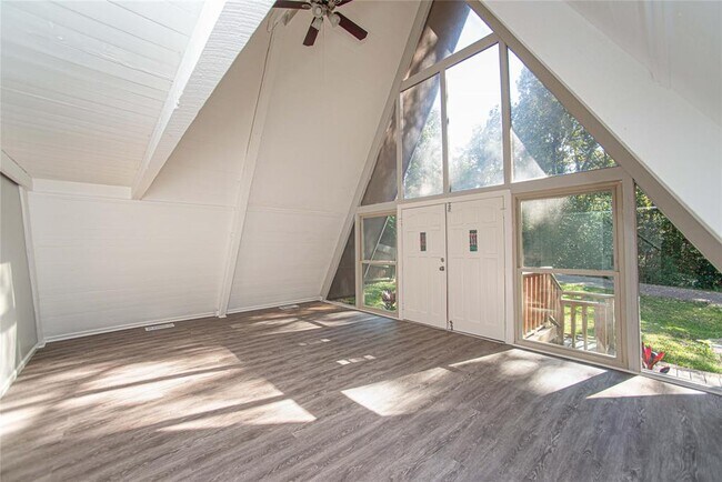 Building Photo - 117 Cheyenne Ct