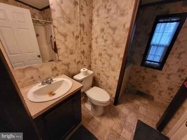 Foto del edificio - 190 Ash Ln