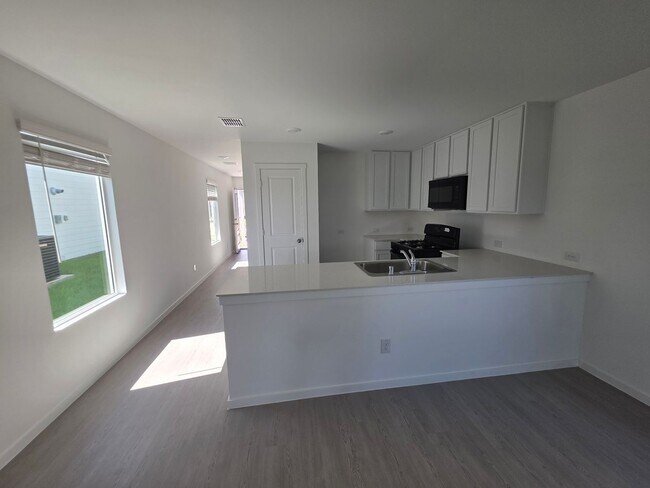 Foto del edificio - Stunning New Construction in Foree Ranch –...