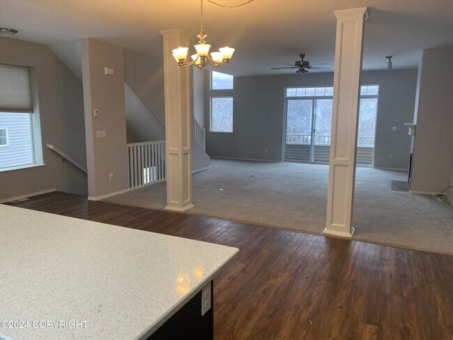 Foto del edificio - Stunning 3 Bed/2.5 Bath Eagle River Townhome with Unmatched Views!