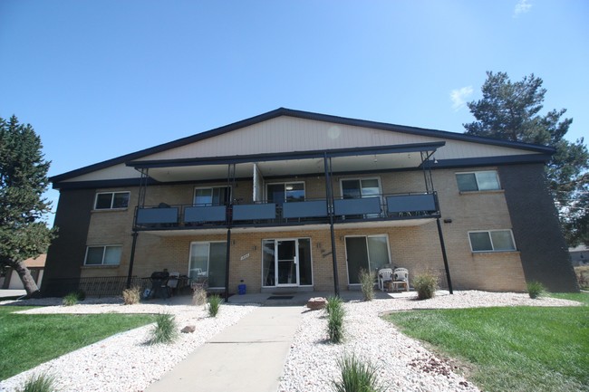 Building Photo - Fenton Street Apartments