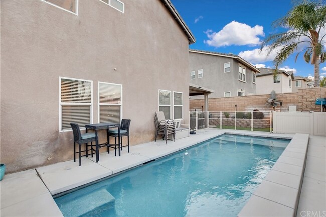 Foto del edificio - 7949 Shadow Trails Ln
