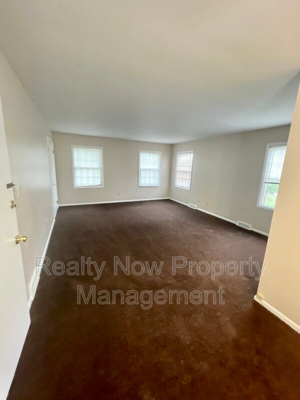 13844 Cedar Rd Unit Apt 4, South Euclid, OH 44118 Condo for Rent in