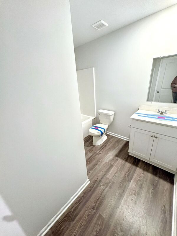 Foto del edificio - 3916 Woodland Ave