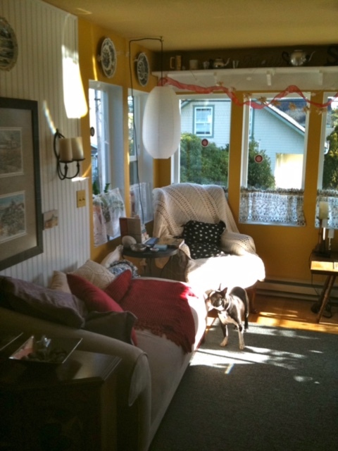 Sun room - 4503 K Pl