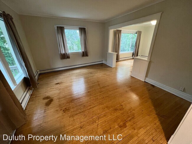 Building Photo - 5 br, 2 bath House - 1001 N 12th Ave E