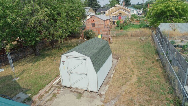 Foto del edificio - Cute  Craftsman home on locate on Spokane'...