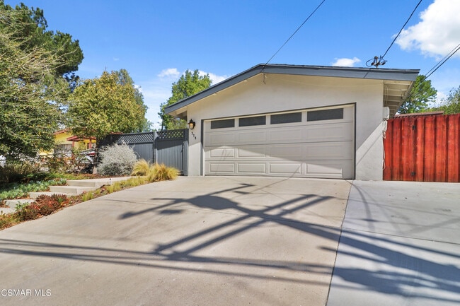 Building Photo - 378 Flittner Cir
