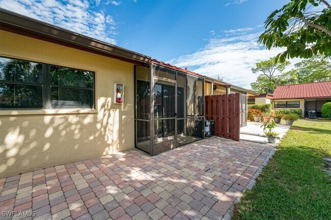 Foto del edificio - 2009 Pine Isle Ln