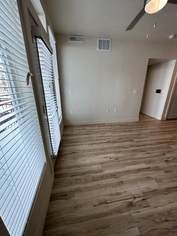 Building Photo - 204 W 2100 S Expy