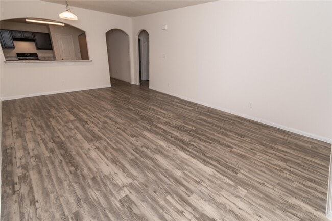 Foto del edificio - 5719 S Brenwood Dr