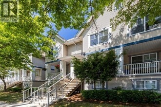 Building Photo - 6833 Livingstone Pl