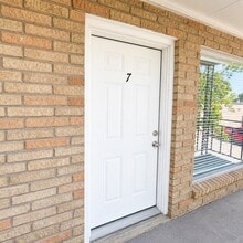 Building Photo - 4624 Bell St