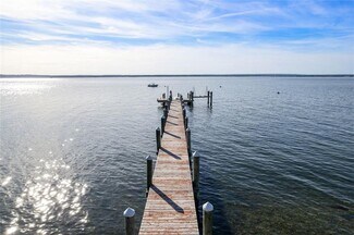 Building Photo - 1191 N Main Rd