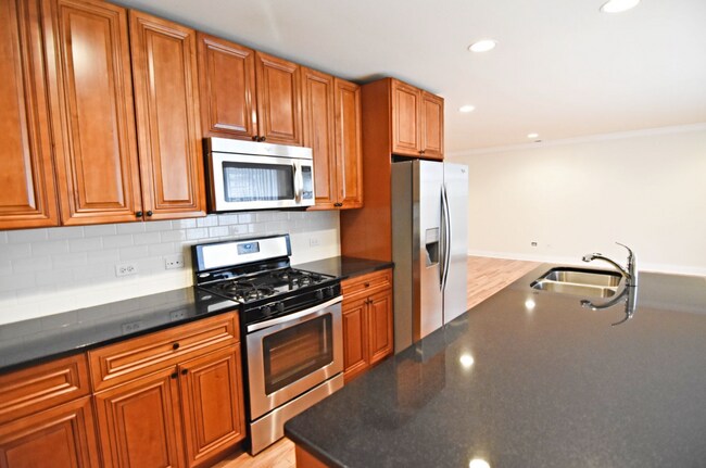 Foto del edificio - 4520 N Beacon St
