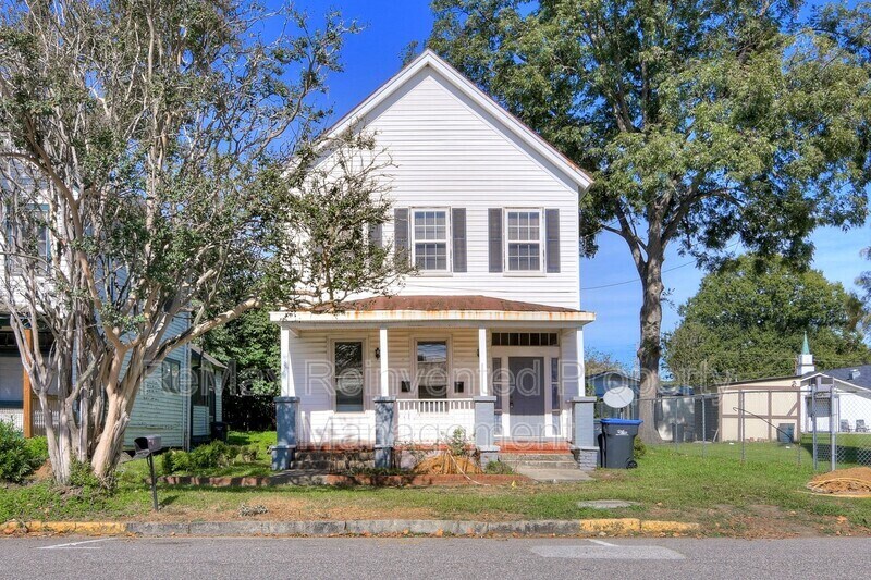 537 Watkins St Unit B, Augusta, GA 30901 Condo for Rent in Augusta