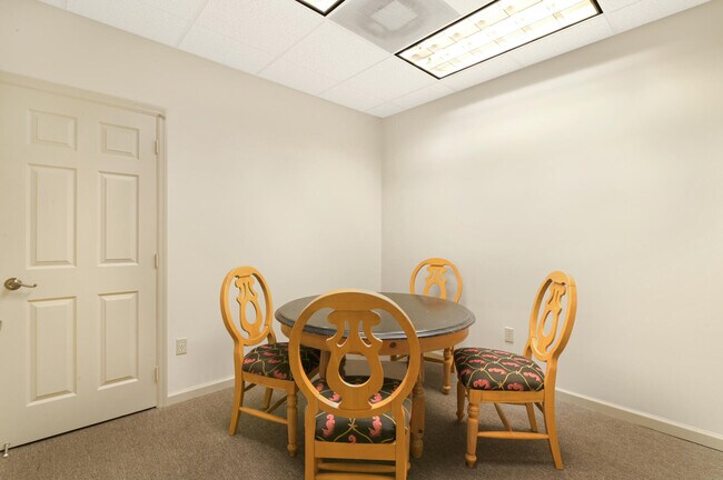 Foto del edificio - 2775 Vista Pkwy
